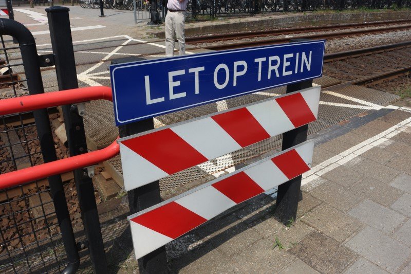 Demonstranten hebben aangegeven op woensdagavond opnieuw het spoor te willen blokkeren. (Foto: Treinenweb )