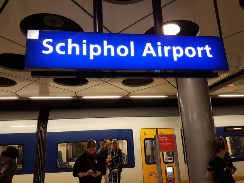 De komende maanden vinden er opnieuw werkzaamheden plaats in en rond Schiphol Airport. (Foto: Treinenweb)