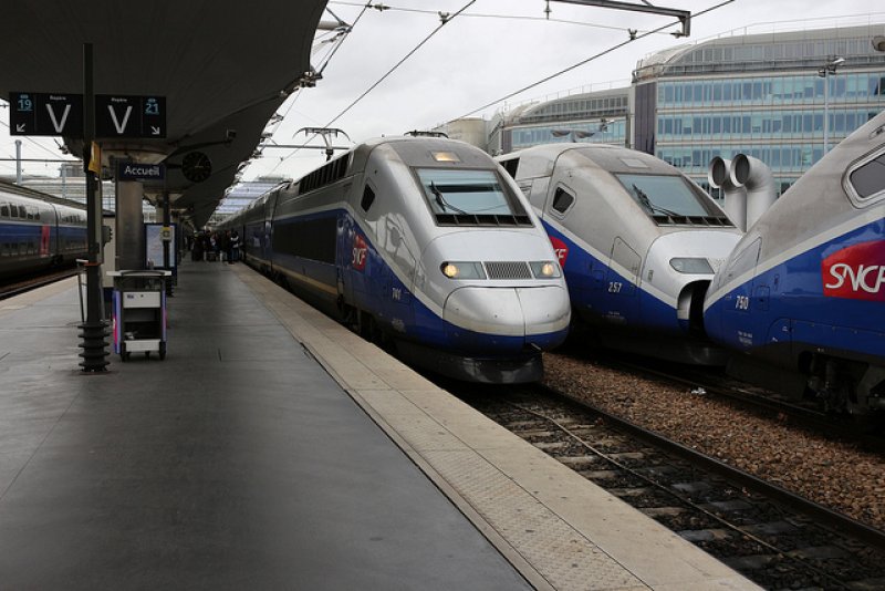 Een archieffoto van TGV-treinstellen in Parijs. (Foto: Treinenweb)