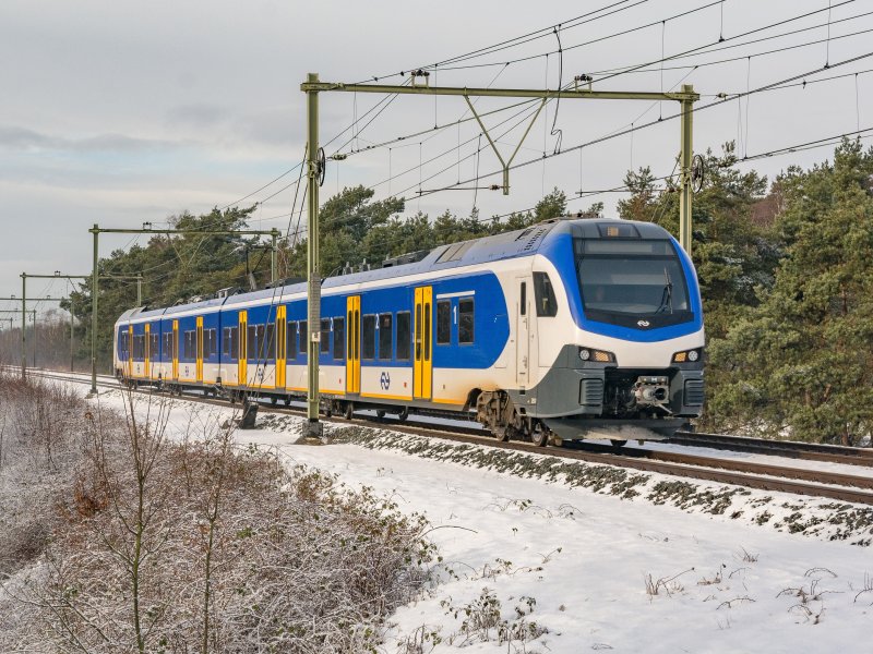 Ook op vrijdag zal NS met de winterdienstregeling rijden, waarin dit keer de noordelijke provincies worden losgekoppeld van het onderliggende spoornetwerk. (Foto: Rob Dammers / CC BY 2.0)