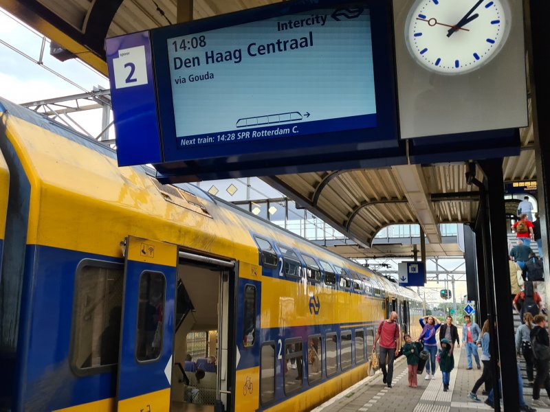 Reizigers met een Nederland Dal Vrij abonnement moeten opletten dat ze op tijd hun abonnement controleren. (Foto: Treinenweb)