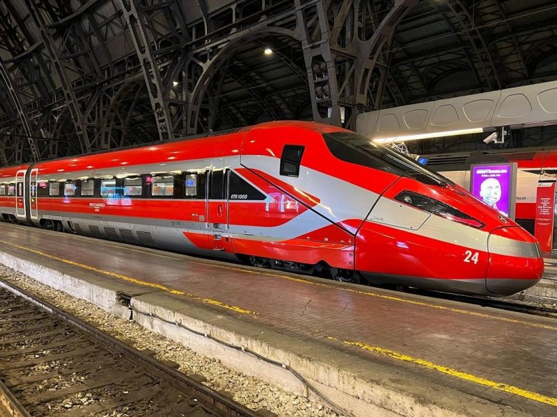 De Frecciarossa 1000 in Itali�, en over enkele jaren mogelijk ook in Nederland. (Foto: Gisorr650)