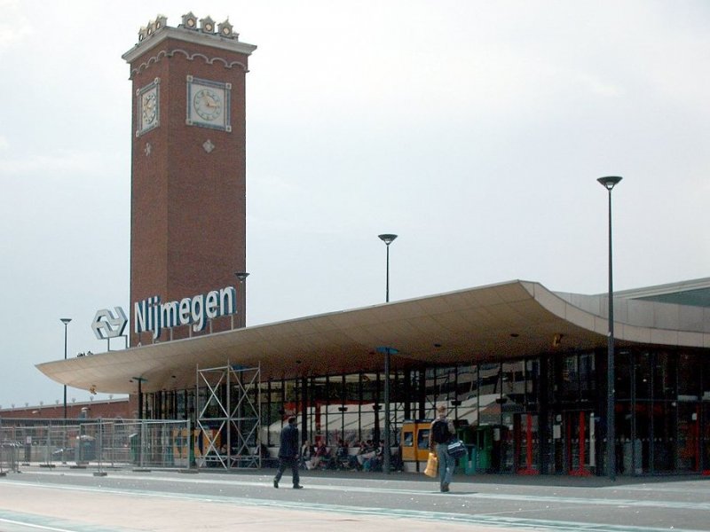 Het station van Nijmegen gaat de komende jaren op de schop. (Foto: Stefan Fl�per)