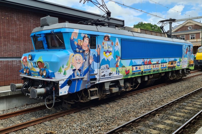 De 9002 van RailExperts opende deze dag ook de deuren. (Foto: Treinenweb.nl)