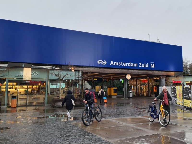 De komende weken is er opnieuw hinder bij Amsterdam Zuid vanwege werkzaamheden. (Foto: Treinenweb)