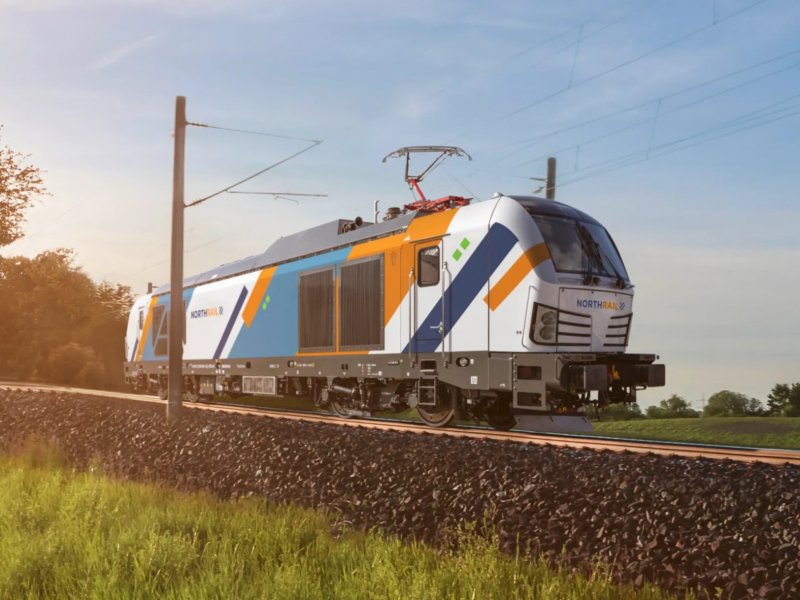Een artist impression van de nieuwe NorthRail Vectron-locomotieven. (Foto: Siemens Mobility)