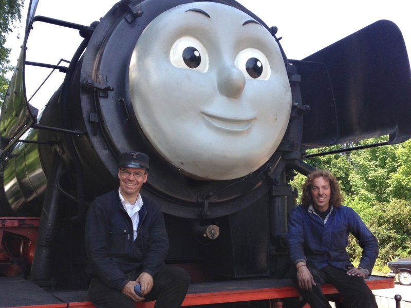 De bestaande locomotieven van de VSM krijgen een gezichtje voor meer kindvriendelijkheid. (Rechten: VSM)