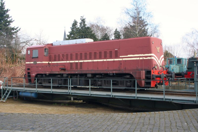 Een soortgelijke loc die het Spoorwegmuseum bezit, maar op deze foto staat dan een exemplaar van de VSM. (Foto: Eriksw/Wikipedia)