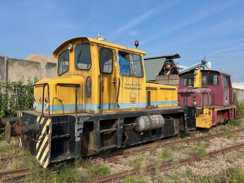 De twee O&K lovomotieven die in de toekomstig weer levendig moeten worden. (Foto: Ingestuurd)