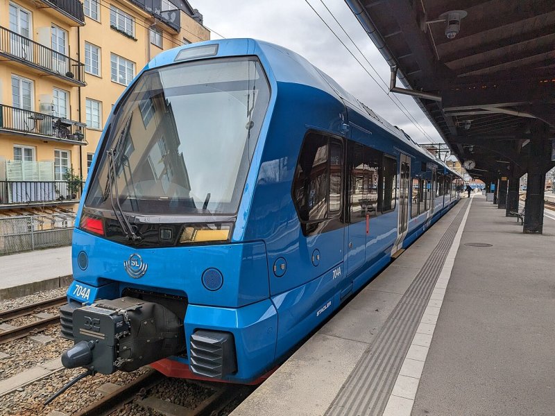 De X15p stellen die uitgebreid worden met extra materieel. (Foto: AleWi)