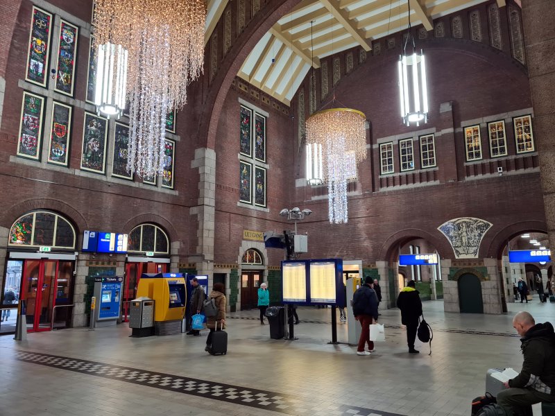 Het stationsgebouw van Maastricht. (Foto: Kleon3/CC)