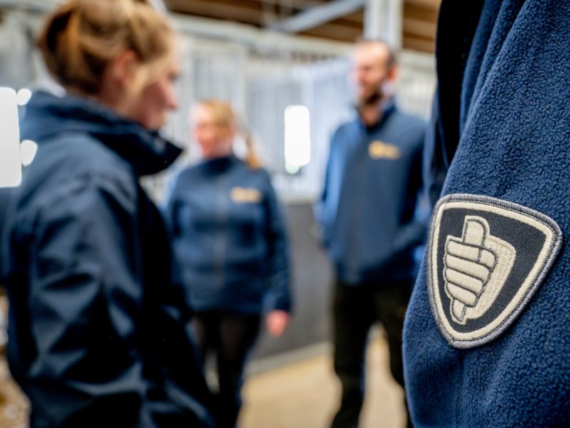 Het AP zet vraagtekens bij toegang van ov-boa's tot rijbewijsfoto's. (Foto: Jelko de Ruijter (Creative Commons))