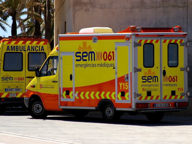 Een archieffoto van een Spaanse ambulance. (Foto: 1997 (CC BY 3.0))