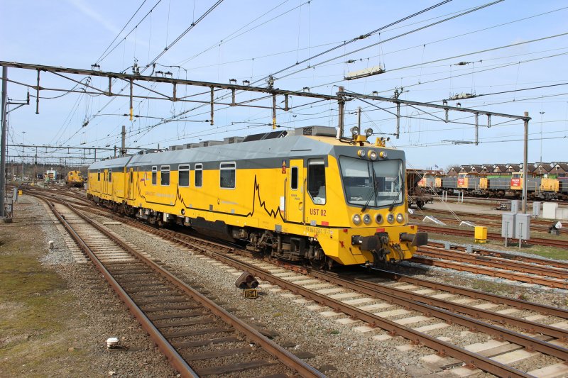 De UST-02 op zijn thuisbasis in Amersfoort. (Rechten: Remco van den Bosch)