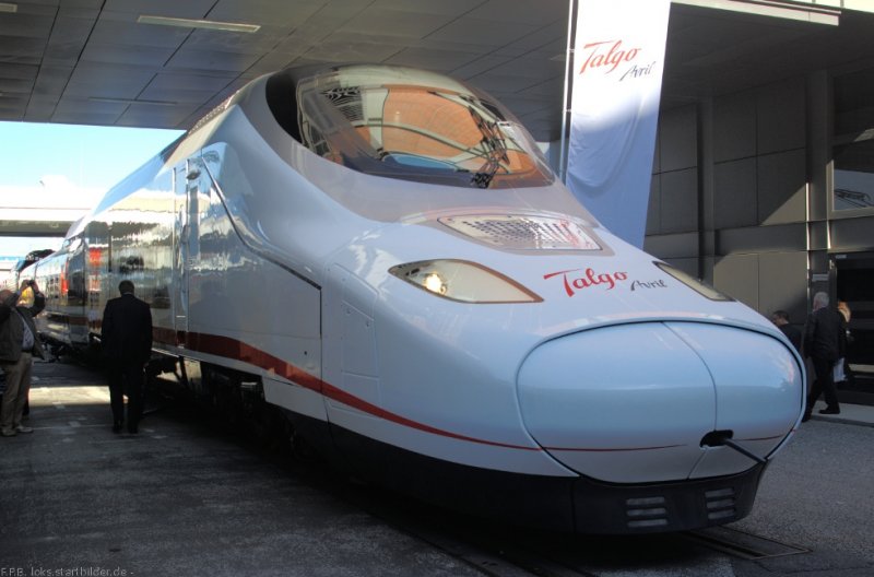 De Avril hogesnelheidstrein van Talgo, gepresenteerd op een InnoTrans-beurs in Berlijn. (Foto: Tegeler (Creative Commons))