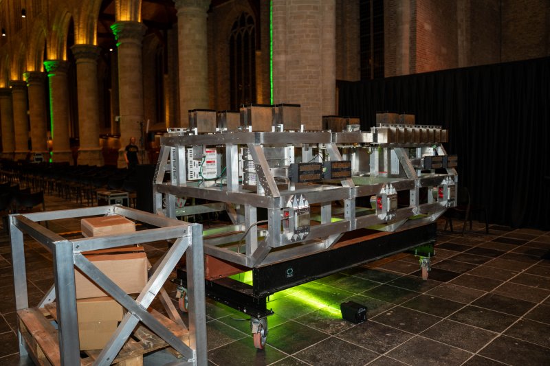 De nieuwe aandrijving van Delft Hyperloop die kan zweven.  (Foto: Max Konings)