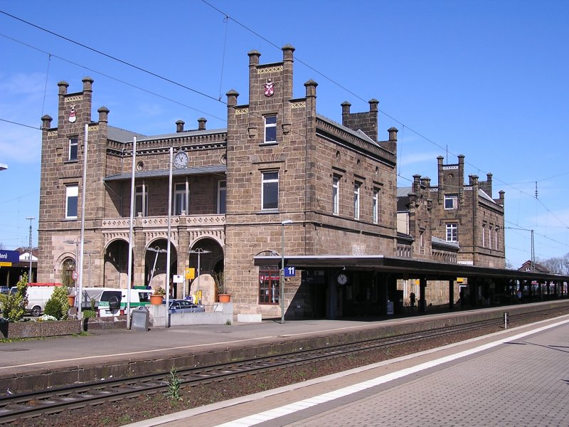 Het station van Minden, waar vorig jaar een verborgen camera is aangetroffen, die mogelijk voor spionage gebruikt werd. (Foto: Aeggy (Creative Commons))