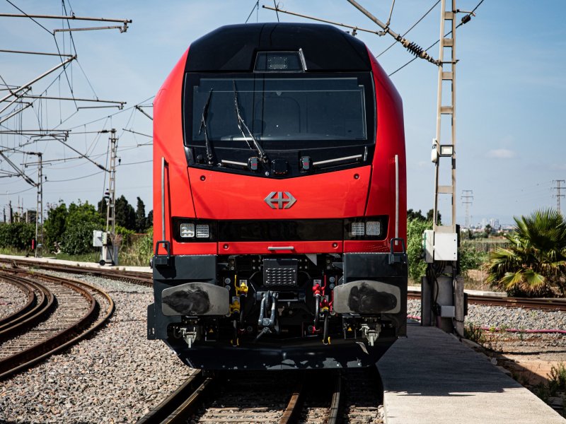 De Stadler Euro DuFour die afgelopen week gepresenteerd werd. (Foto: Stadler / SBB)