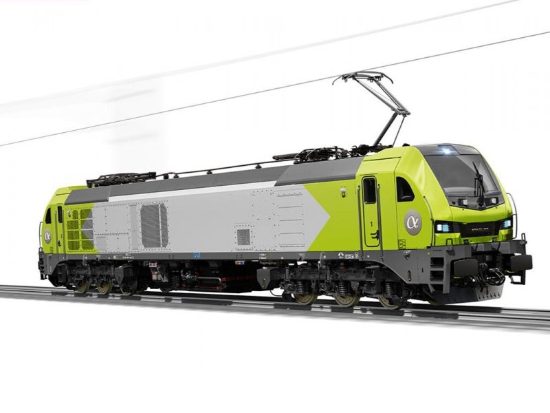 De EURO6000 van Stadler in de grijs-met-groene liverei van Alpha Trains. (Foto: Stadler Rail)