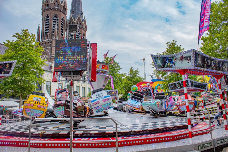 NS zet tijdens de Tilburgse Kermis en de Roze Maandag extra treinen in. (Foto: Gijs Franken (Creative Commons))