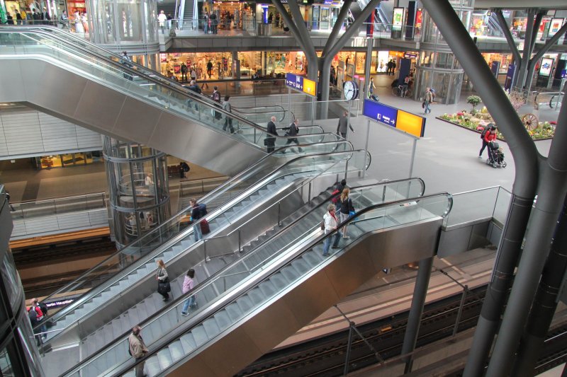 Alcohol drinken is straks verboden op de Duitse stations. (Foto: Patrick Rasenberg (CC BY-NC 2.0))