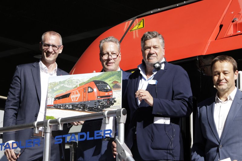 De presentatie van de nieuwe locomotief tijdens InnoTrans 2026. (Rechten: Stadler Rail / Pedro Becerra)